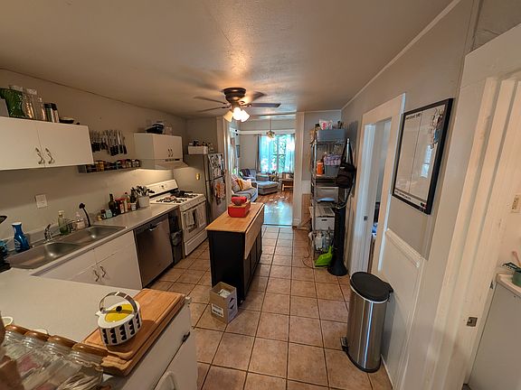 5th image of 3414 Navajo St