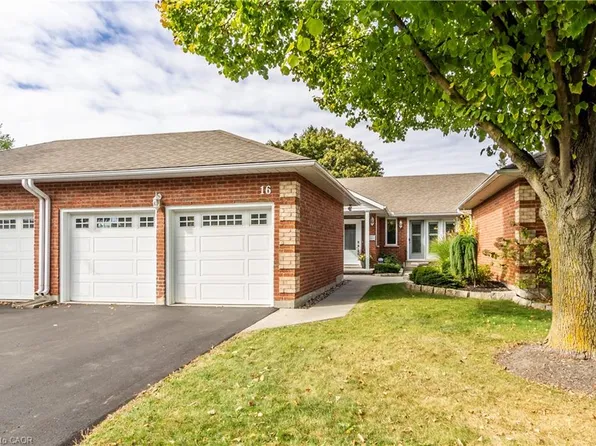 71 Beasley Cres #16, Cambridge, ON N1T 1P5