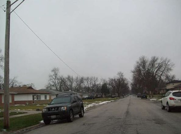 2nd image of 1273 Mackinaw Ave
