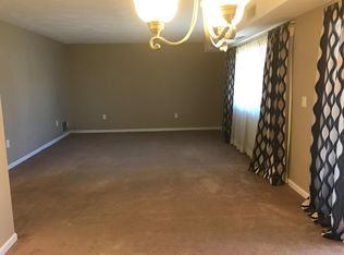 196 Old River Rd APT 6, Lincoln, RI 02865