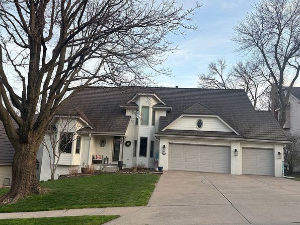 15511 Pierce Cir