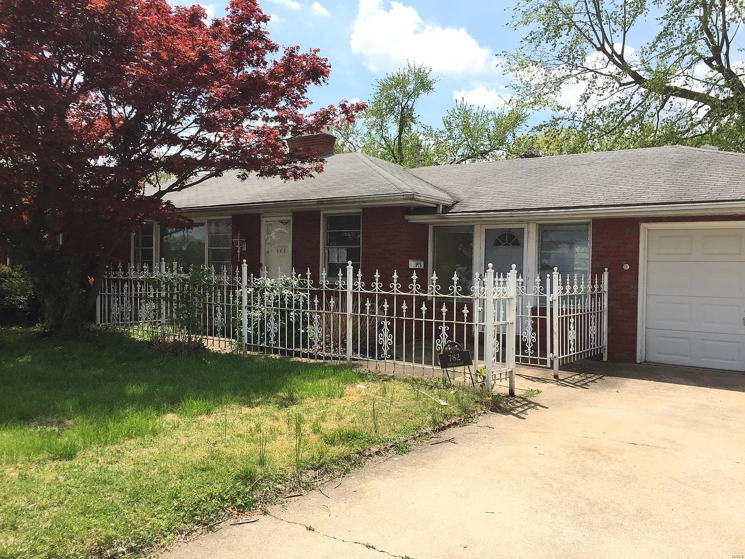 782 Jerome Ln photo 1