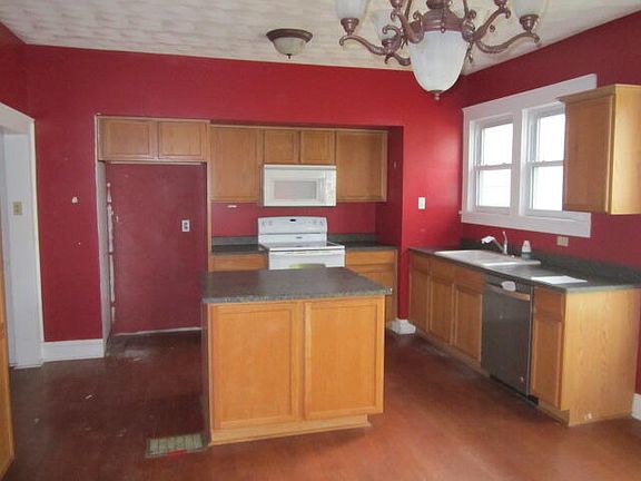 4th image of 406 N Marshall Ave
