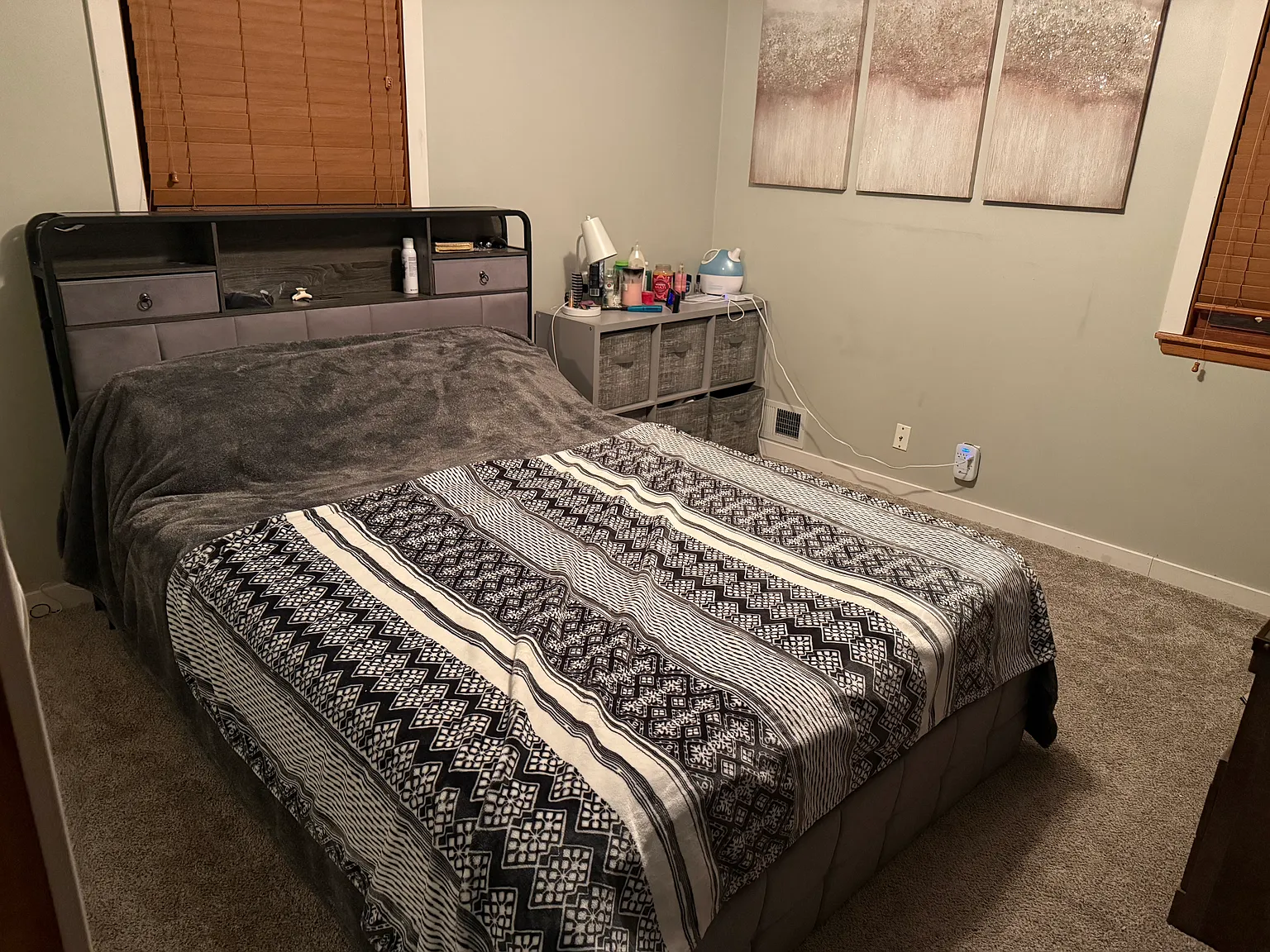 3 bed, 1300 sqft, $2,900 — Photo 2
