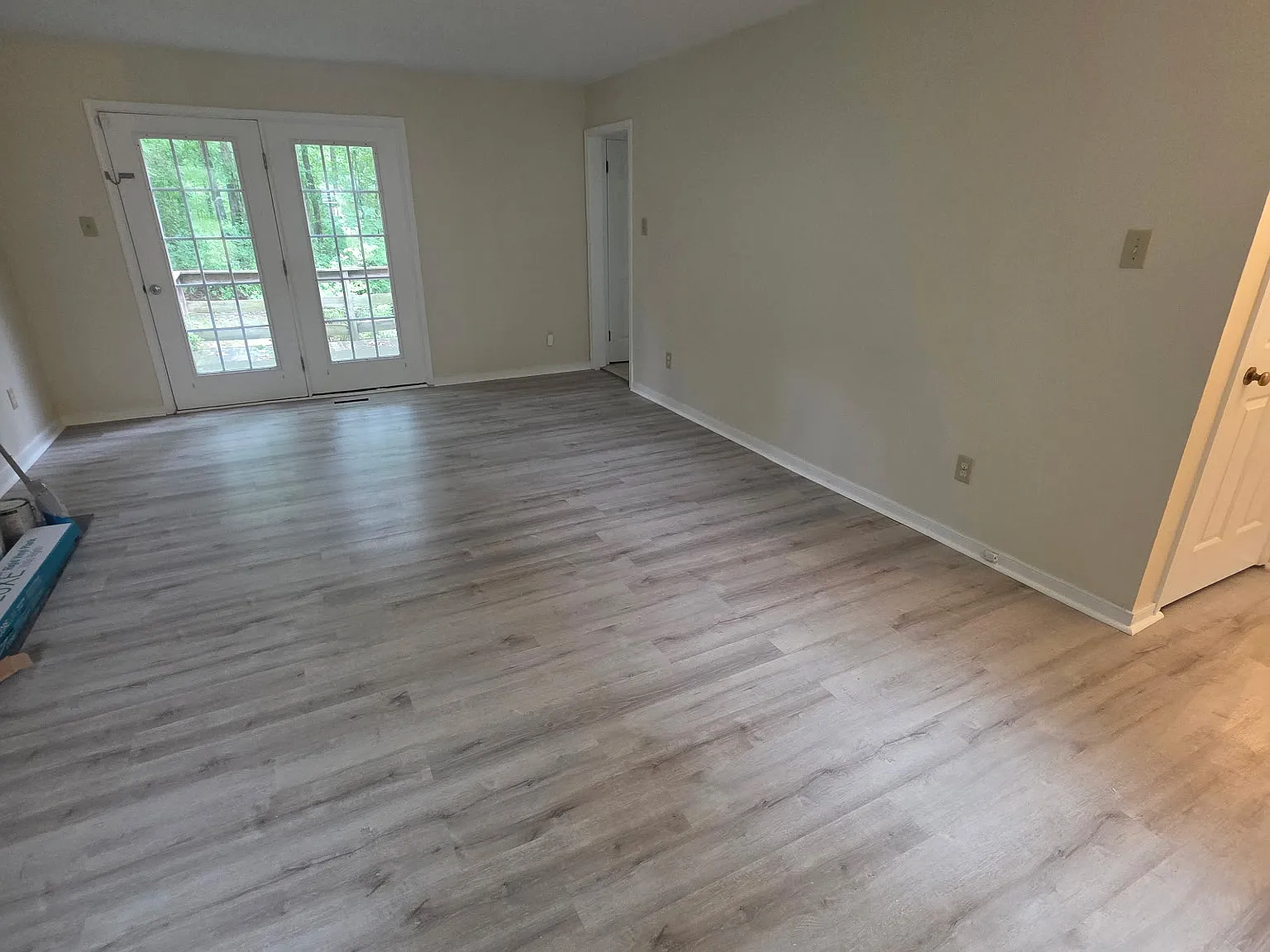 3 bed, 2.5 bath, 1612 sqft, $2,200 — Photo 4