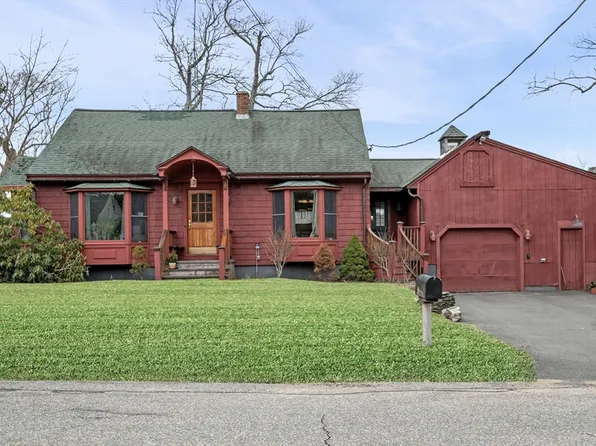 41 Birchwood Rd, Wilmington, MA 01887