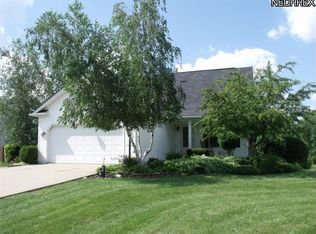 3099 Summit Rd, Ravenna, OH 44266