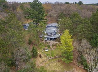 3902 Smokey Rd, Stevens Point, WI 54482