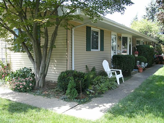 3rd image of 3421 N Indiana Ave