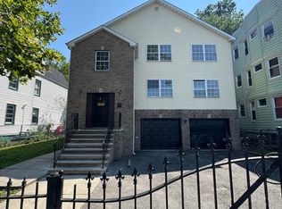 17 9th Ave FLOOR 2, East Orange, NJ 07018