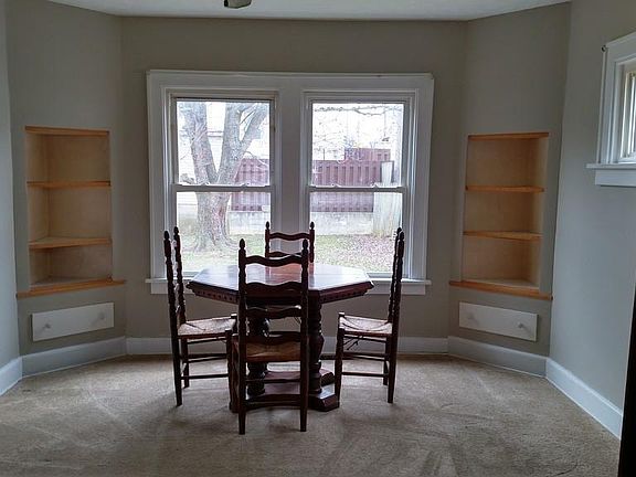 5th image of 4437 W 48th St