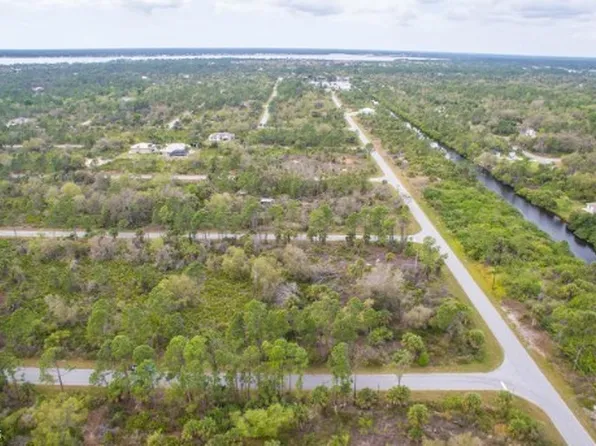 2284 Patrick St, Port Charlotte, FL 33953