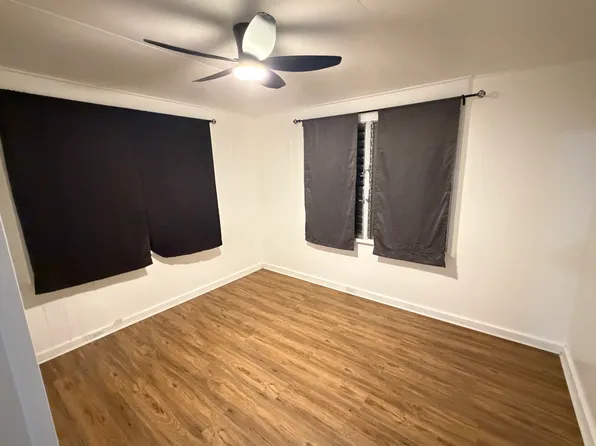 99-669 Halawa Dr, Aiea, HI 96701