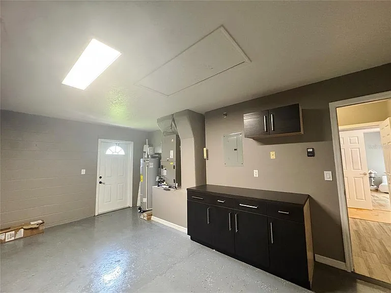 824 Palm Cove Dr — Photo 40