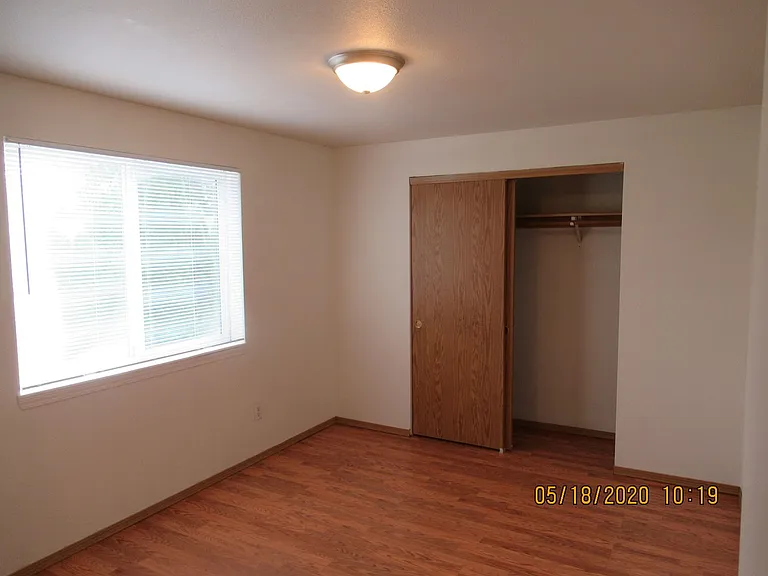 Two Bedroom Duplex in South Salem — Photo 6