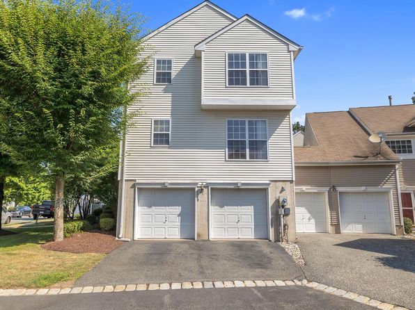 18 Brock Ln
