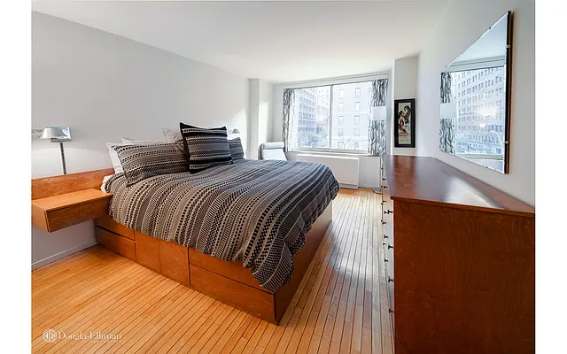 Rented by Douglas Elliman | media 11