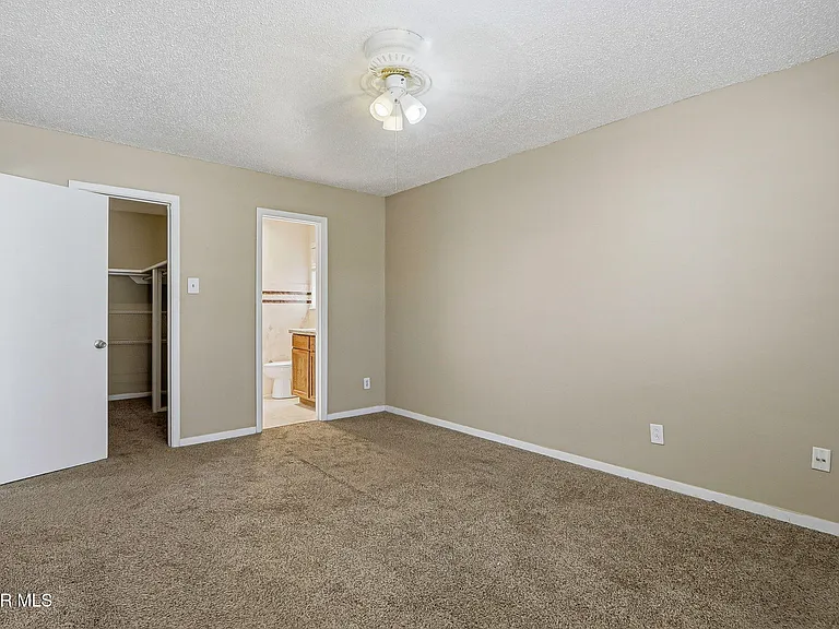 6613 Escondido Dr #B — Photo 21