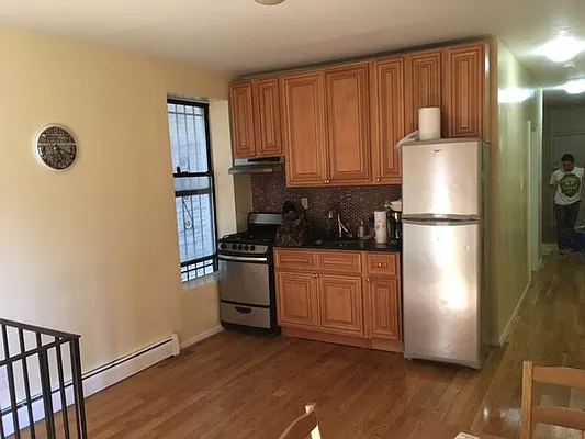 Rented by WISNER GAIL, LREB | media 28