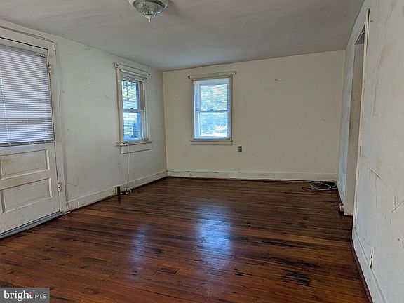 3rd image of 4 Key Ave