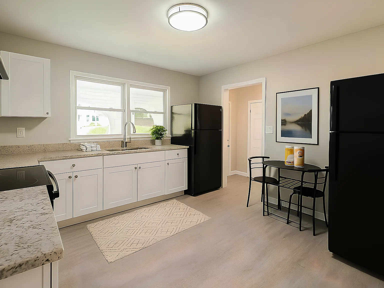 4 bed, 3.0 bath, 2100 sqft, $654 — Photo 2