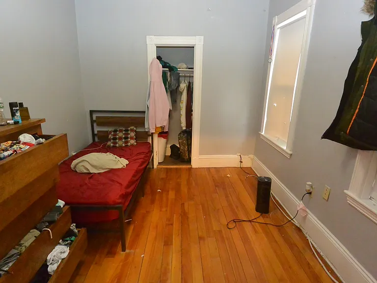 10 Brackett St — Photo 7