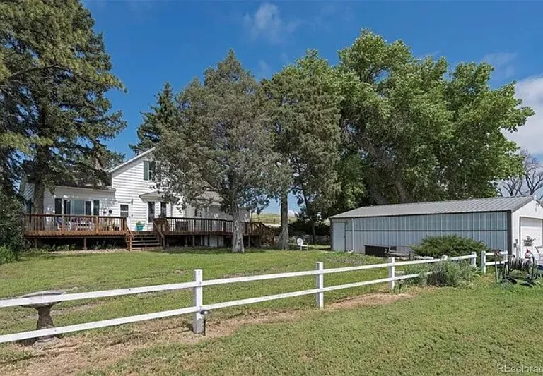 30048 Maul Rd — Photo 2