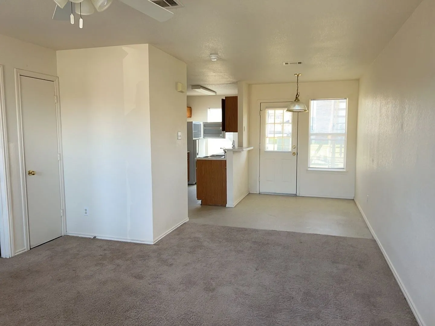 1709 Spring Rose, Killeen — Photo 3