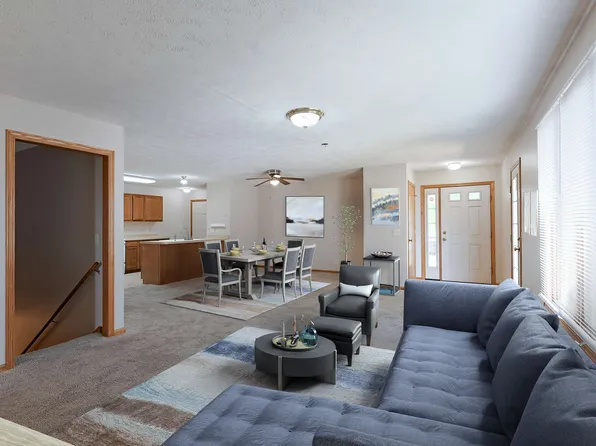 8624 Delphinium Ln, Lincoln, NE 68505