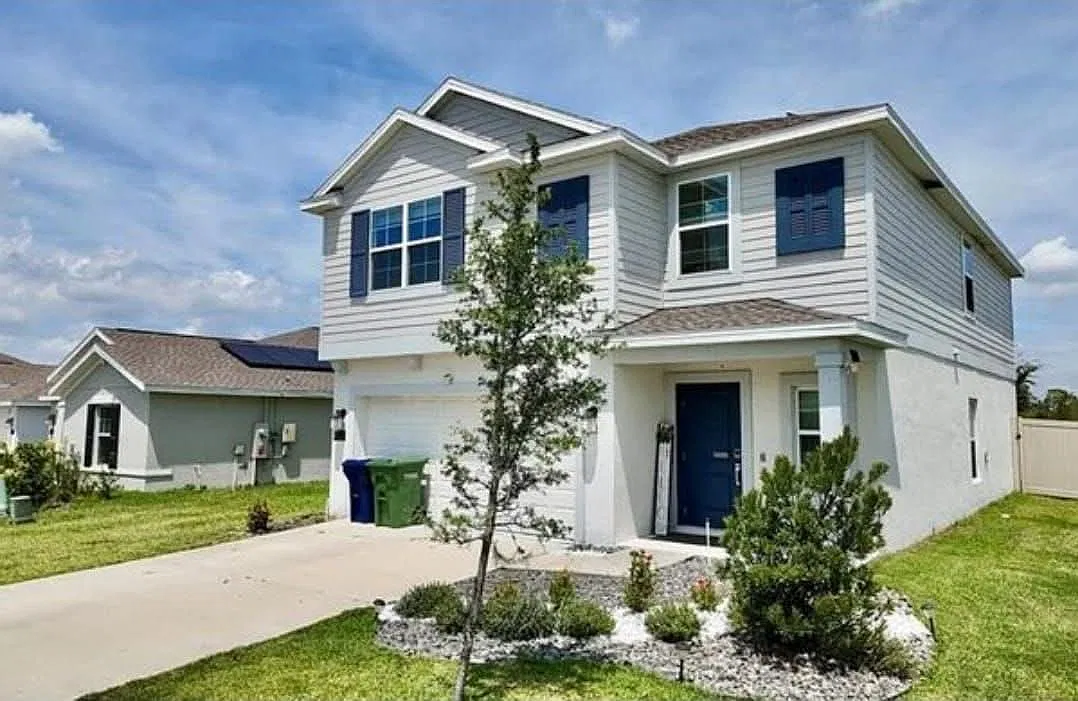 5 bed, 2.5 bath, 2255 sqft, $2,450 — Photo 1