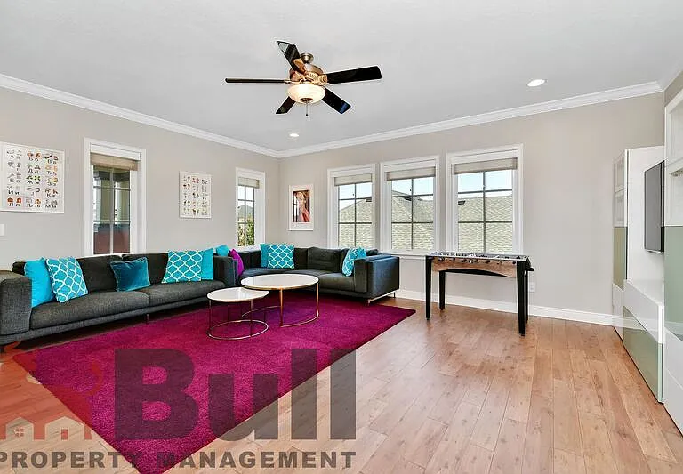 8233 Canetti St — Photo 19