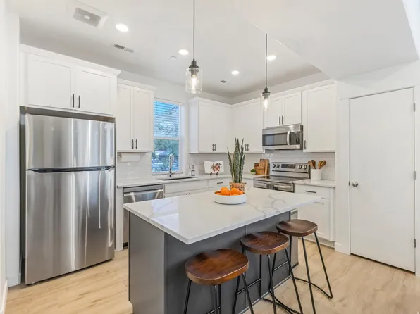 301 W Azure Sky Ln N, Salt Lake City, UT 84103