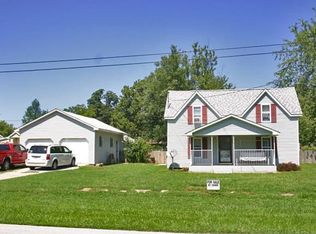 235 E Garfield Ave, Seymour, MO 65746