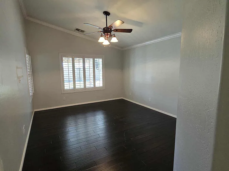 5275 W Morten Ave — Photo 8