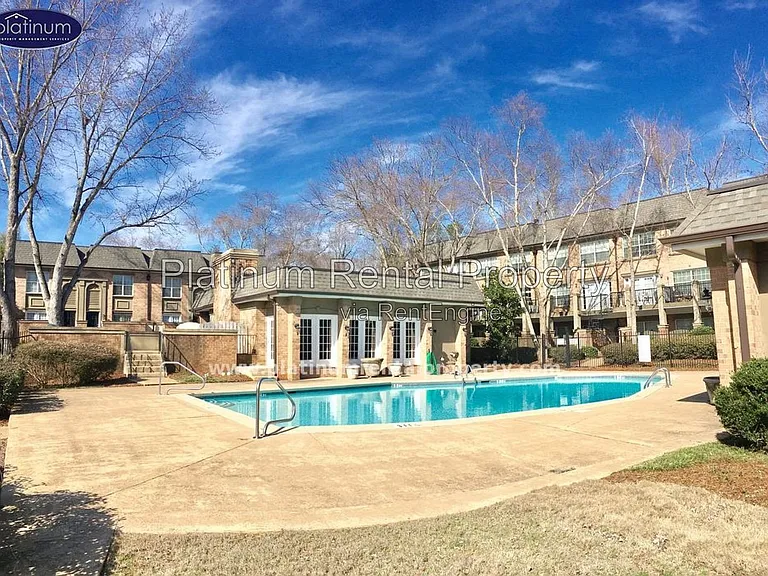 6980 Roswell Rd NE #L5 — Photo 16