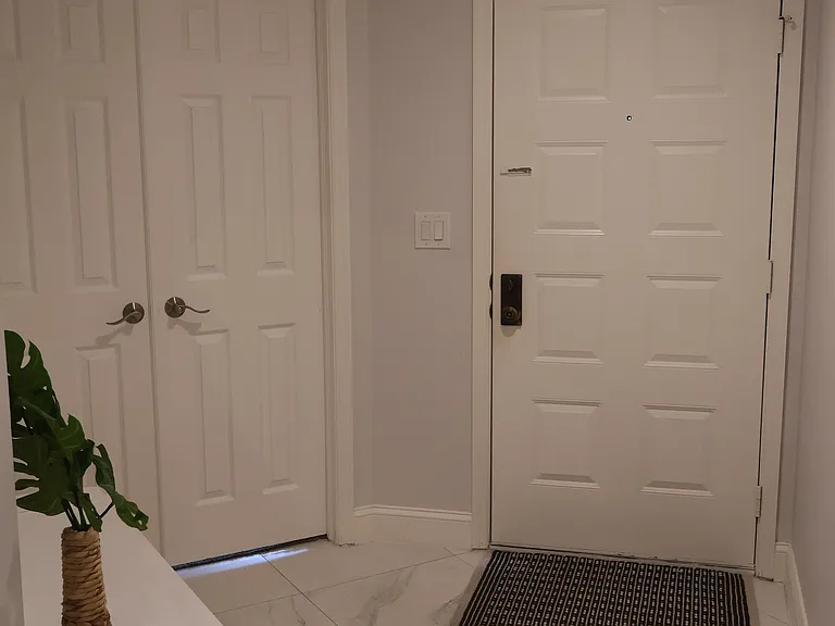 1101 Duncan Cir #204 — Photo 3