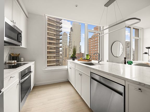 5th image of 1026 3rd Ave #14C