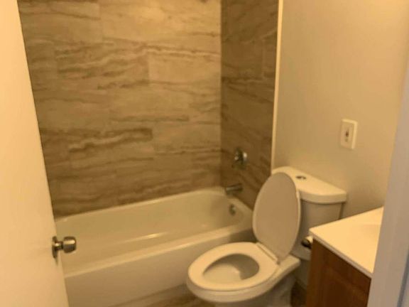 3rd image of 6 E 118th St #3RB