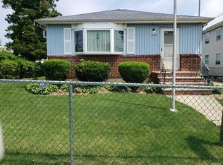 143-45 229th St, Springfield Gardens, NY 11413