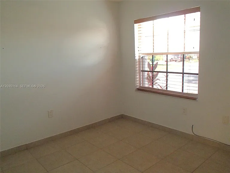 21519 SW 90th Ct — Photo 11