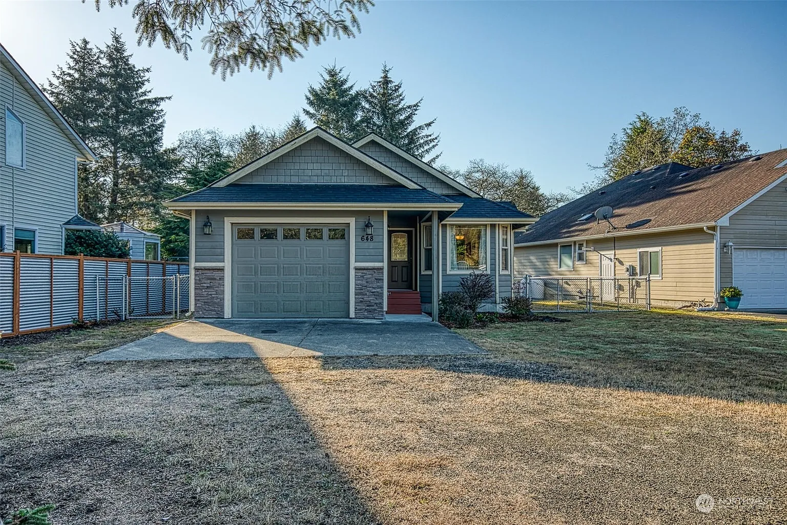 648 Skamokawa Court SE photo 1