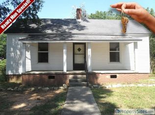 216 Magnolia St, Clinton, SC 29325