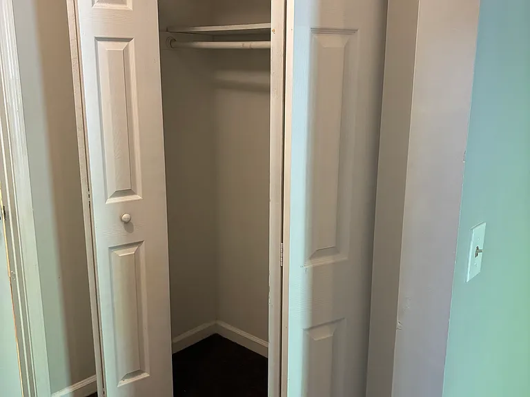 1386 Williamsburg Ln — Photo 24