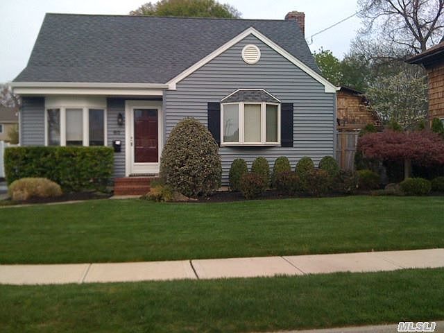 1st image of 60 Cedar Ave