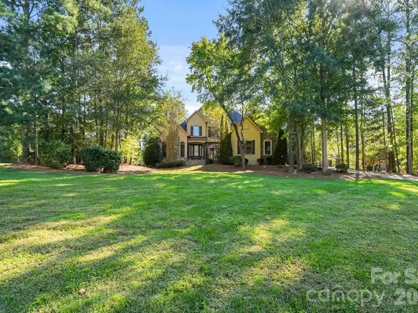 2073 Sugar Pond Ct, Fort Mill, SC 29715