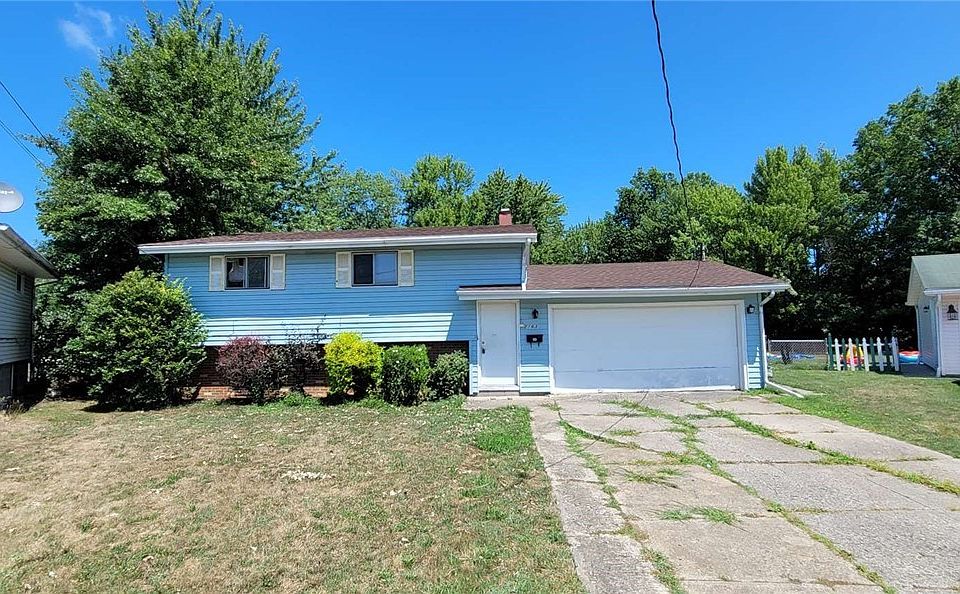 1st image of 2163 E 41st St
