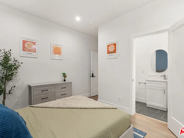 1341 N Mariposa Ave — Photo 26