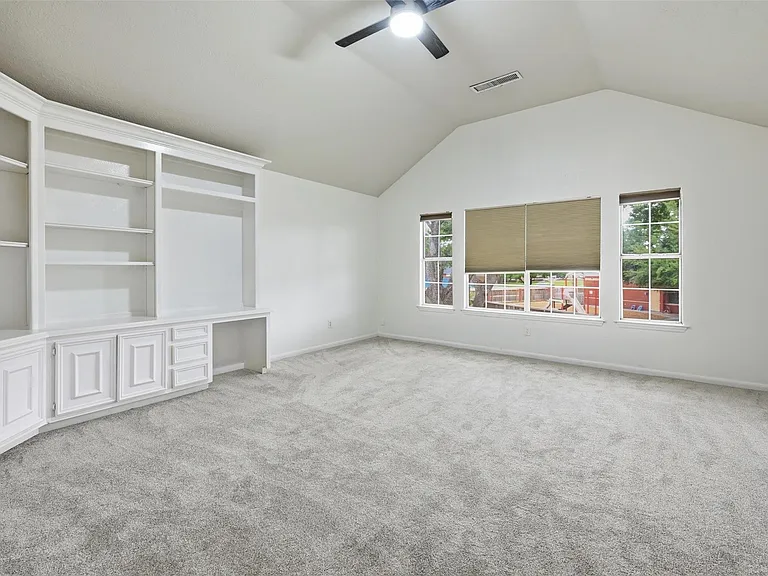 18010 Quiet Stream Ct — Photo 14