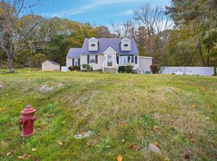 18 Mumford Rd, Sutton, MA 01590