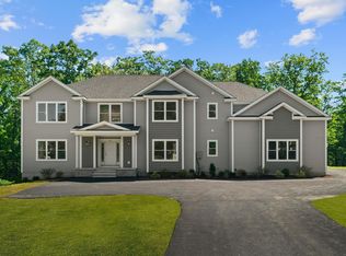 35 Hidden Spring Dr, Weston, CT 06883